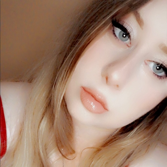 Meet your Posher, Lori - Picture 1 of 1